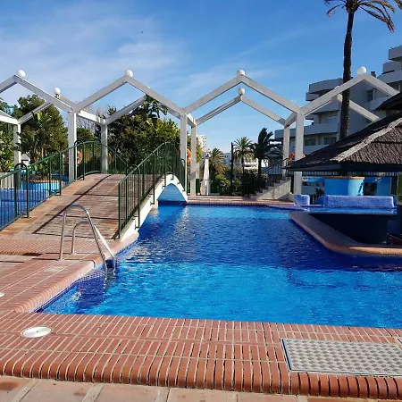 G&g Benalbeach Sea Views *